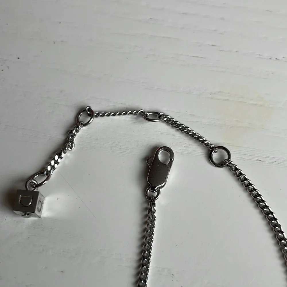 Dior necklace - Picture 3 of 3